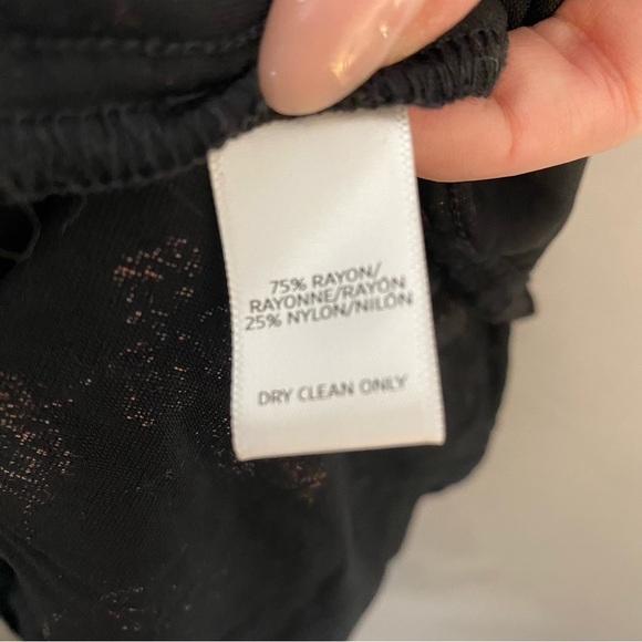 Ann Taylor Loft Black Velvet Floral Off Shoulder Top Blouse Flutter Petite Large - Picture 7 of 7